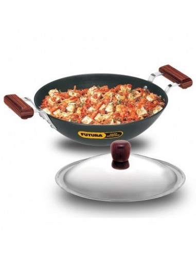 Hawkins Futura Hard Anodised Induction Compatible Deep-Fry Pan Flat Bottom with Stainless Steel Lid Capacity 3.75 Litre